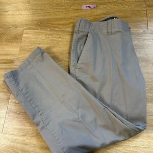 Lee Pants Mens 36x29 Gray Extreme Comfort Straight Fit Chino Flat Front Stretch